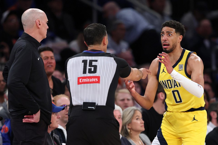 亚博体育-包含波特兰开拓者内部会议纪要流出——转会期更衣室发声，NBA季后赛使命明确，控场能力受关注的词条-亚博体育